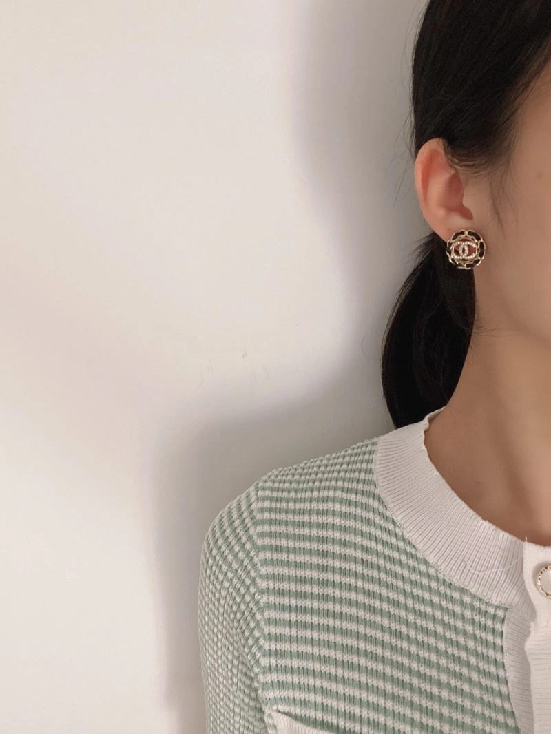 Bright Chanel Earrings 228946