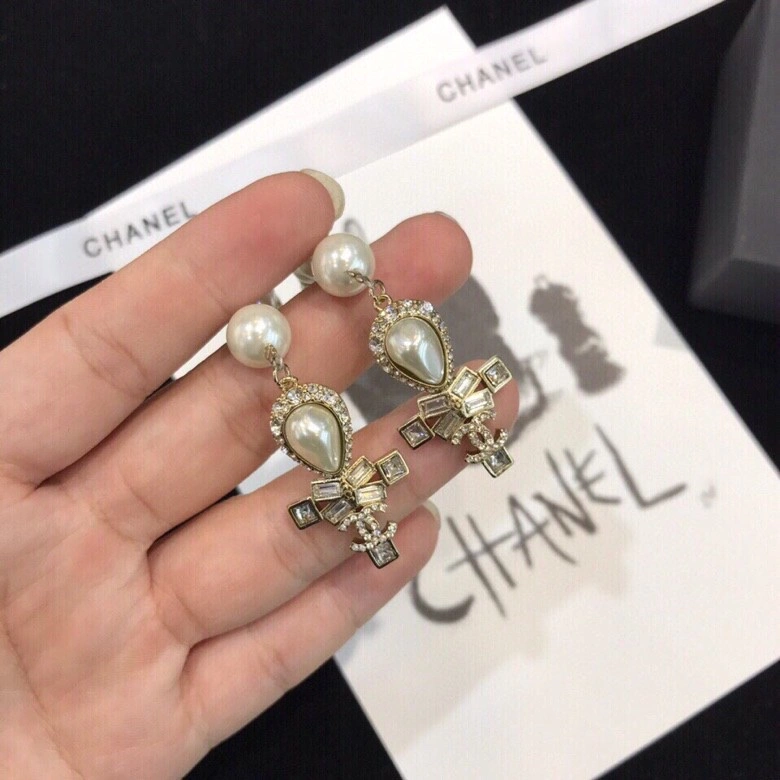 Sporty Chanel Earrings 228963