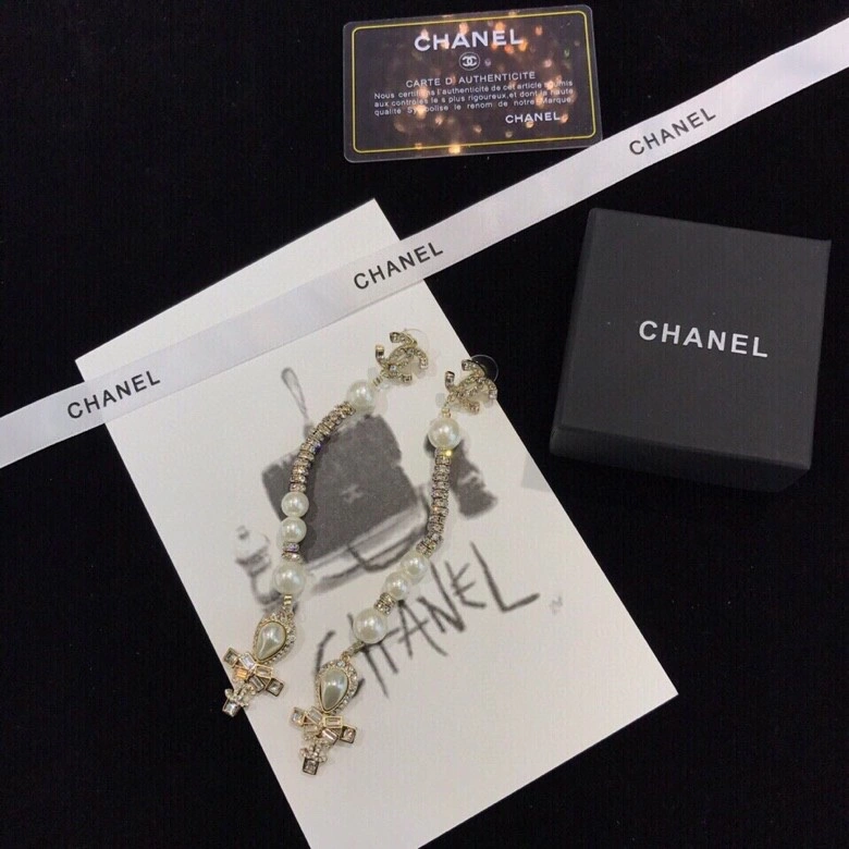 Sporty Chanel Earrings 228963