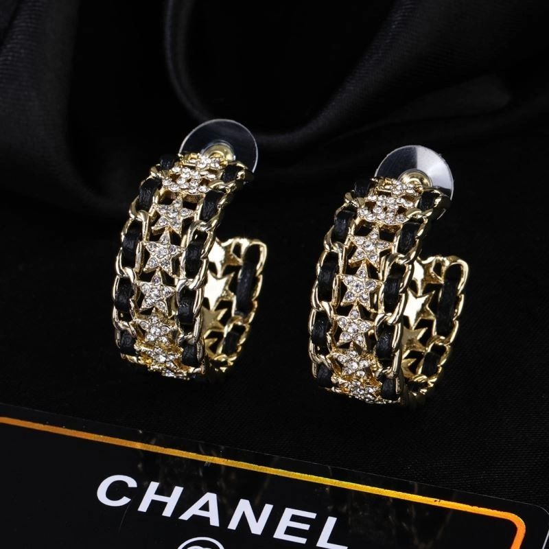 Chanel Earrings Comfortable 228947
