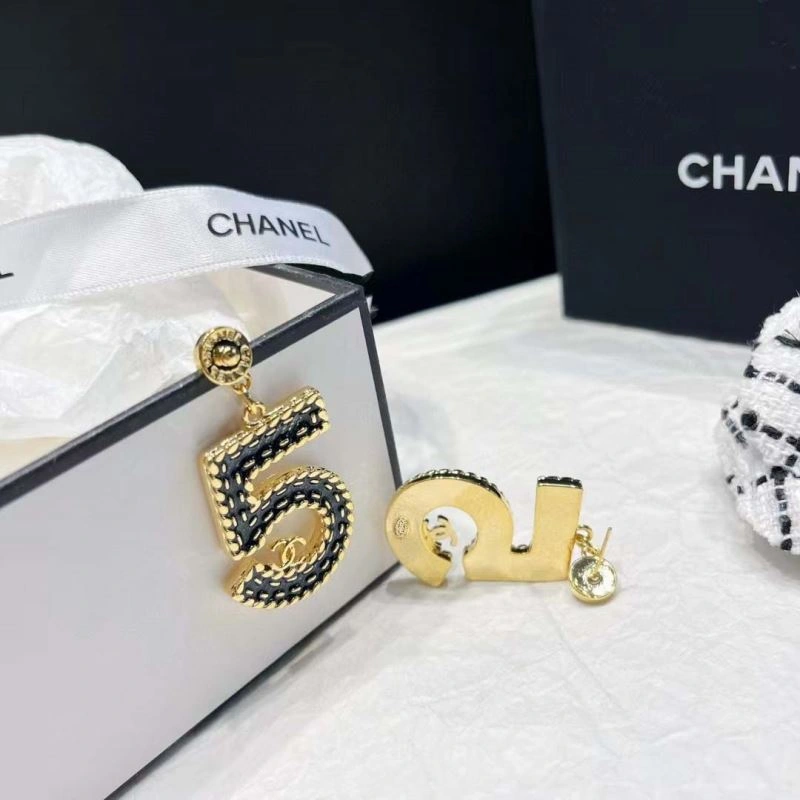 FashionForward Chanel Earrings 228945