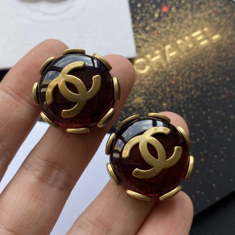 Unique Chanel Earrings 228944