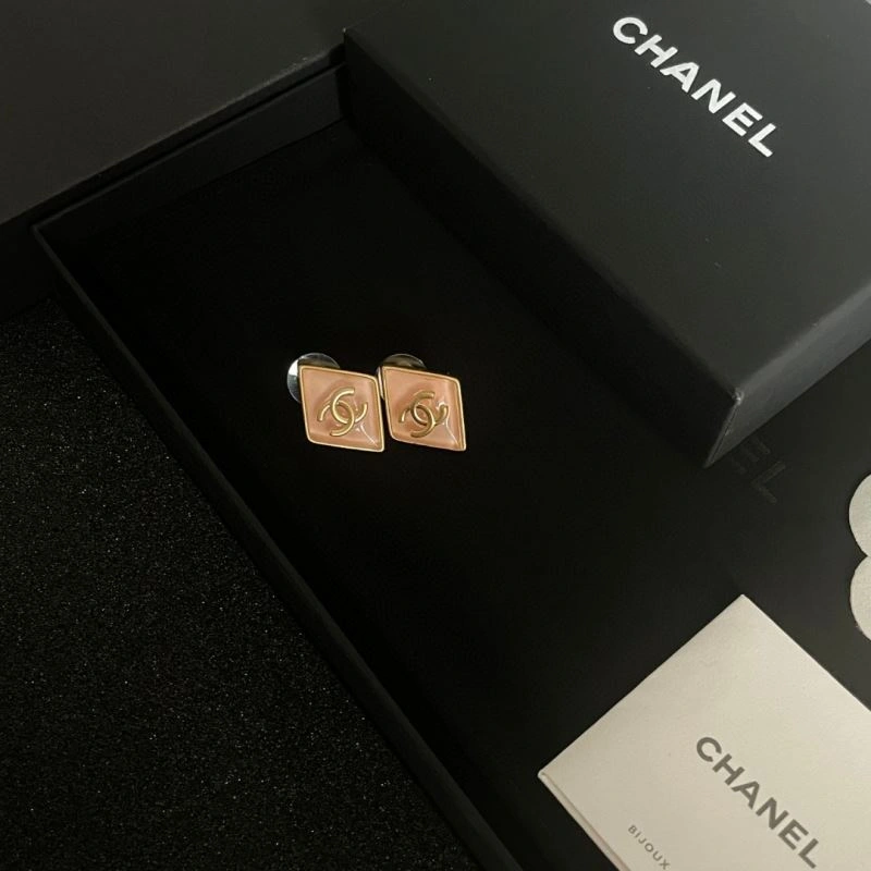 Chanel Earrings Versatile 228951
