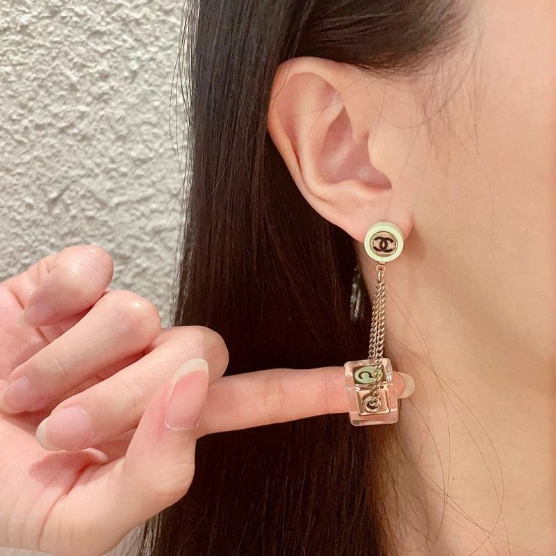 MultiPurpose Chanel Earrings 228984