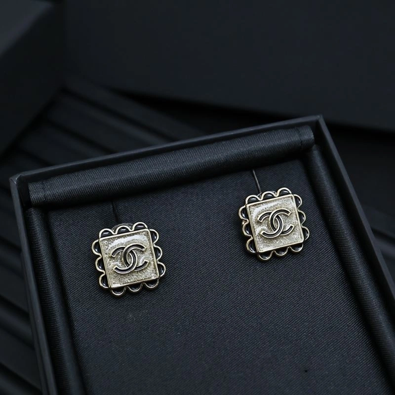 Chanel Earrings GoAnywhere 228929