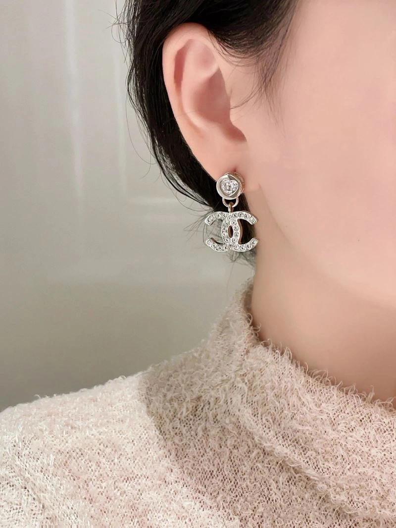 NewStyle Chanel Earrings 228924