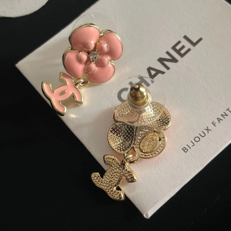 Sporty Chanel Earrings 228938