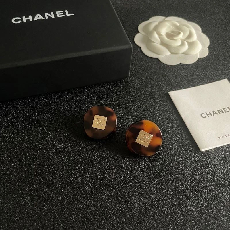 Reliable Chanel Earrings 228923