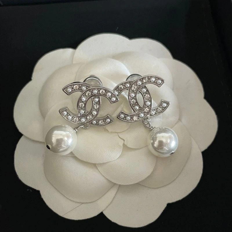 Chanel Earrings ComfortFit 228936