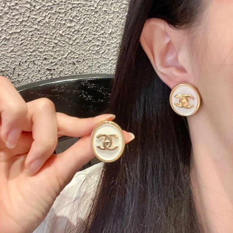 Chanel Earrings Stylish 228954