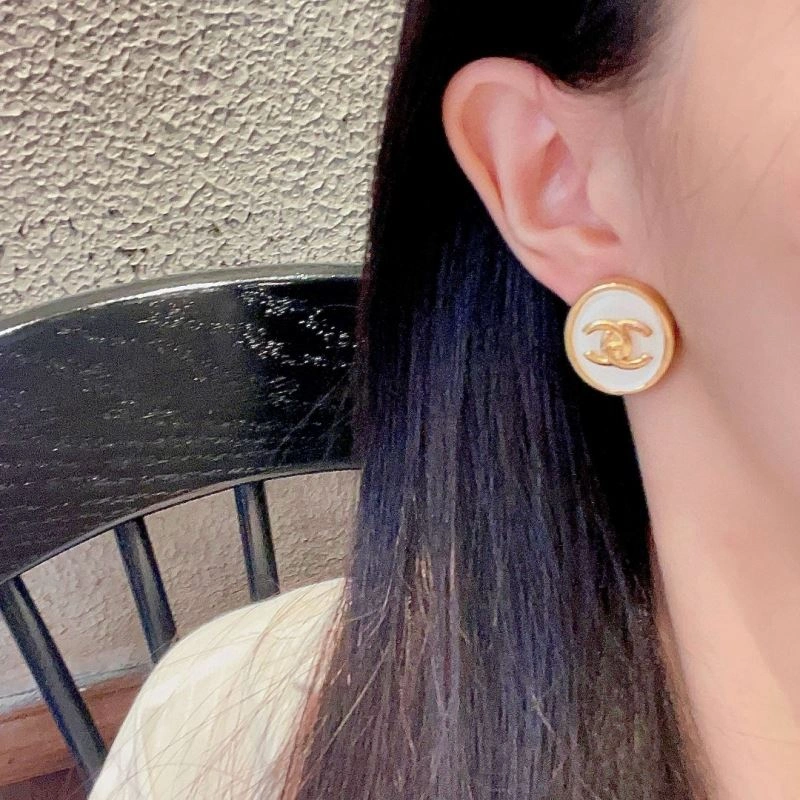 Chanel Earrings Stylish 228954