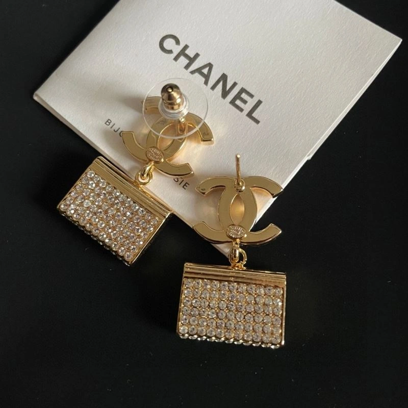 Chanel Earrings StreetReady 228941