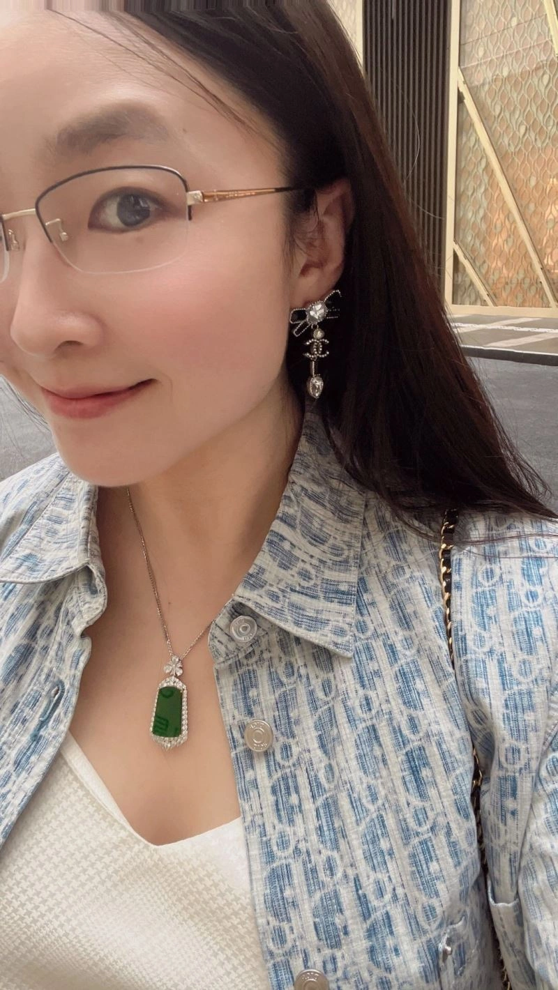 Chanel Earrings Breathable 228968