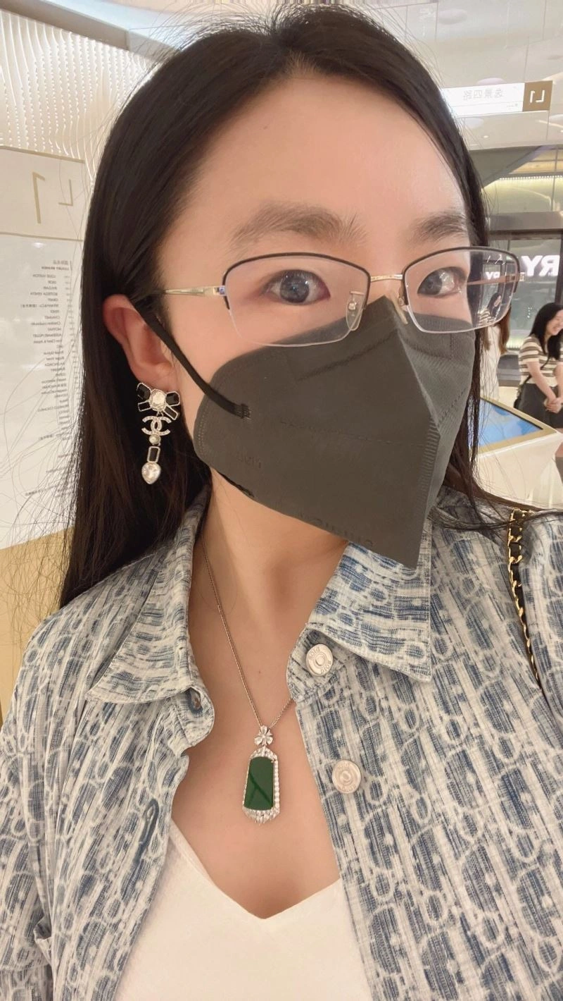 Chanel Earrings Breathable 228968