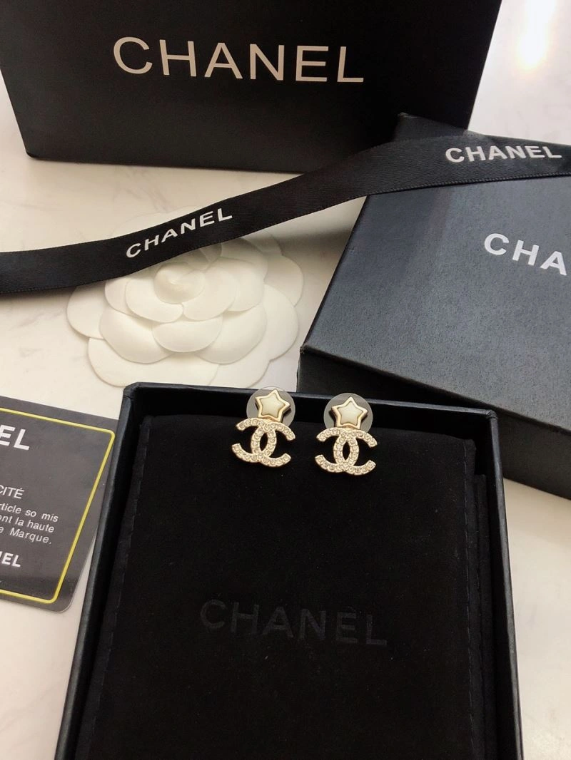 Resilient Chanel Earrings 228908