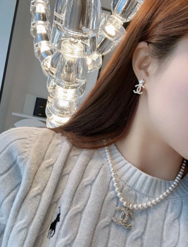 Resilient Chanel Earrings 228908