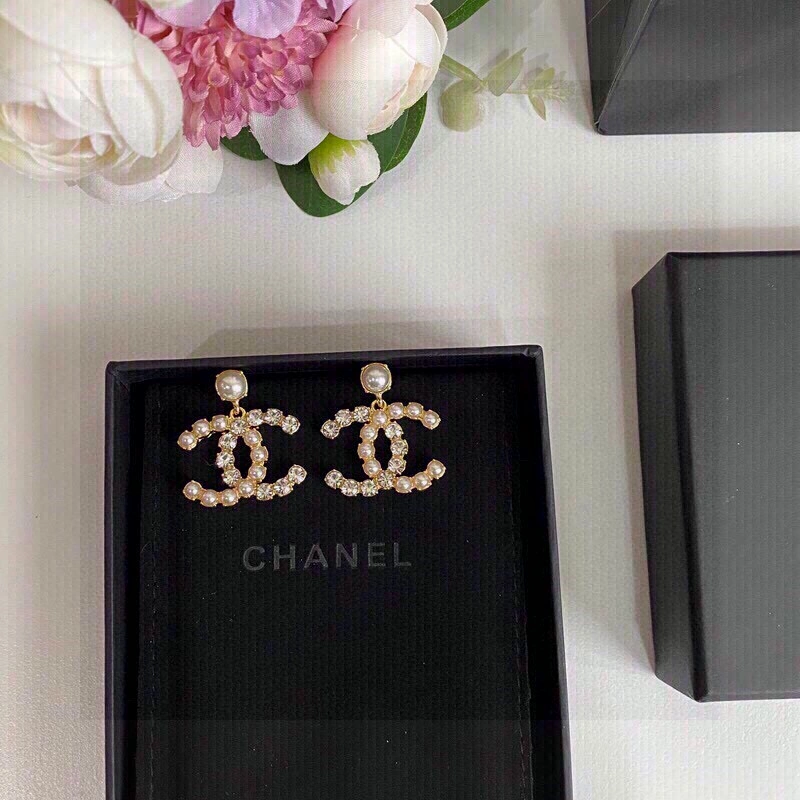 Chanel Earrings Affordable 228893