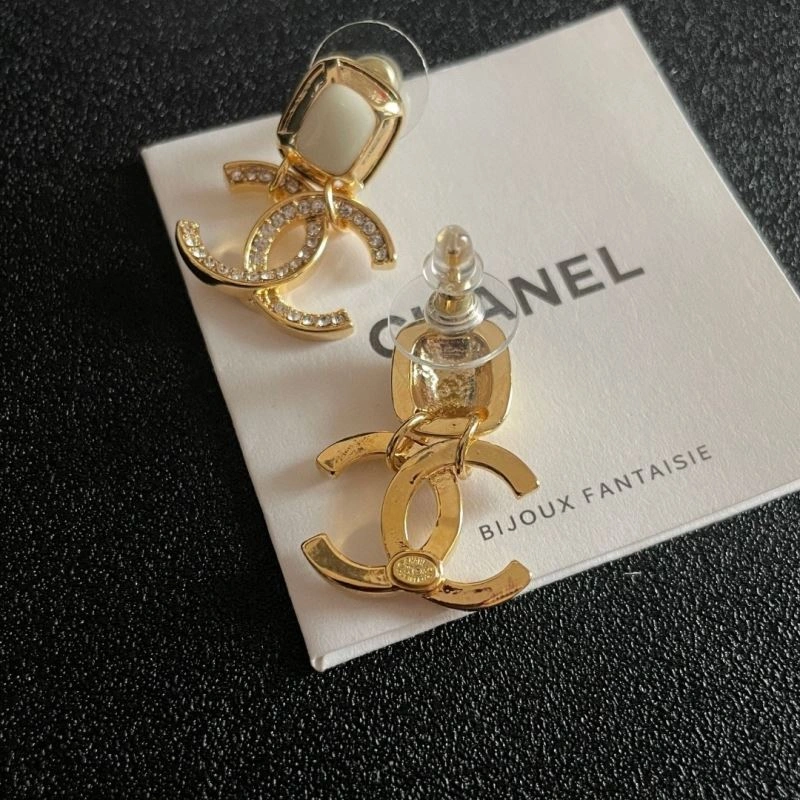 Chanel Earrings Soft 228918
