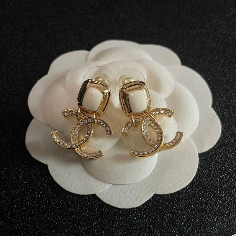 Chanel Earrings Soft 228918