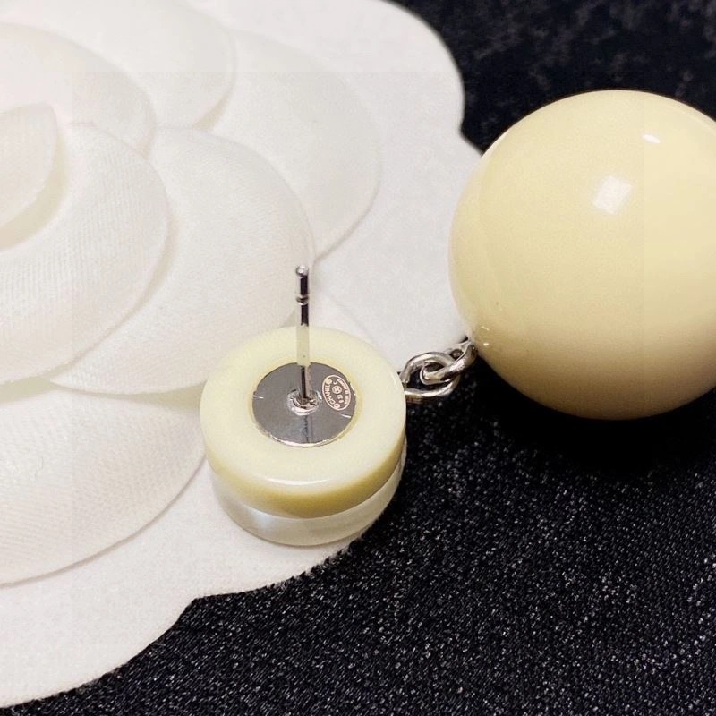 Chanel Earrings Neat 228887