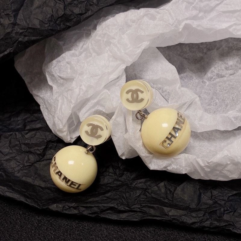 Chanel Earrings Neat 228887