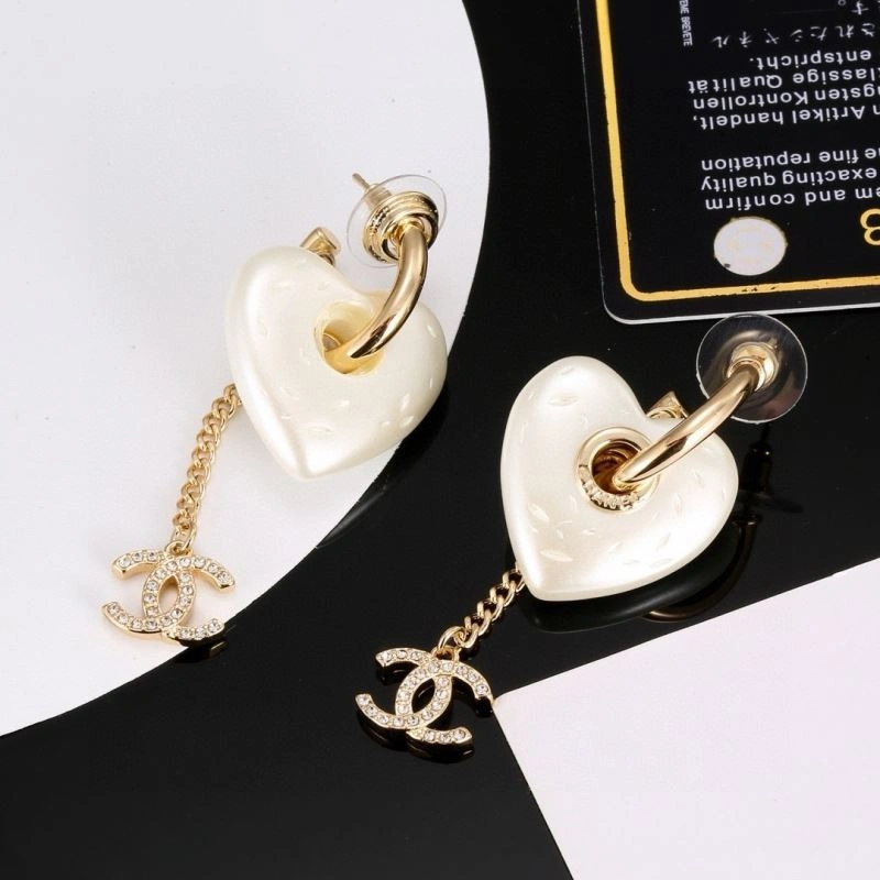 Breathable Chanel Earrings 228935