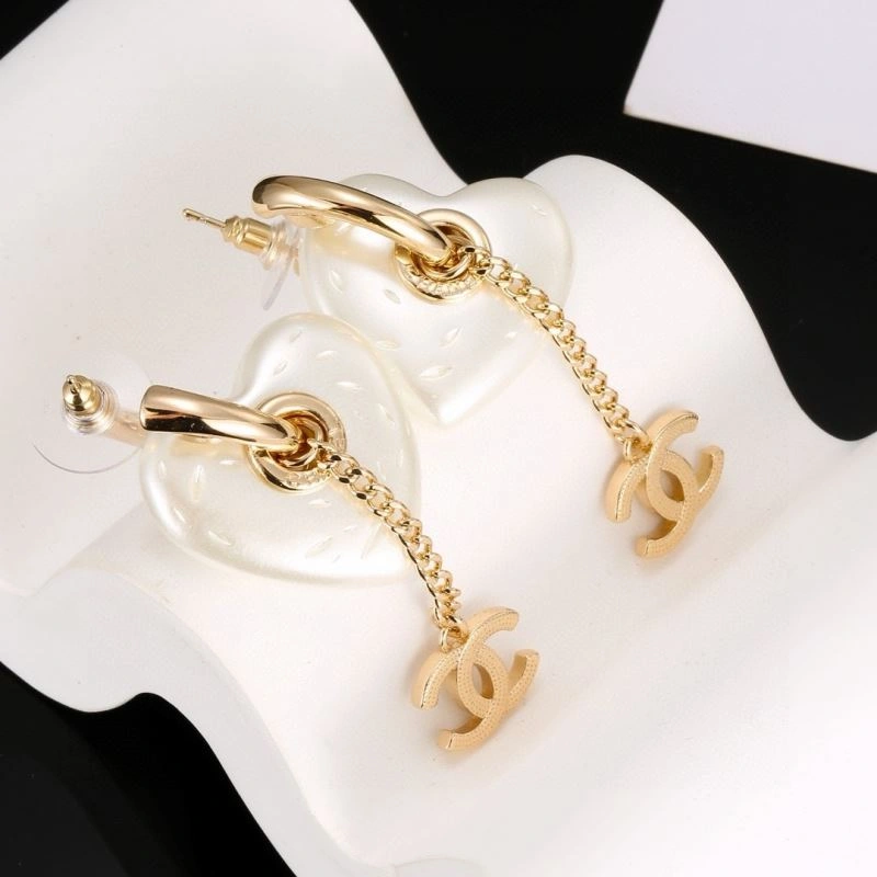Breathable Chanel Earrings 228935