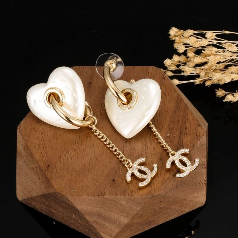 Breathable Chanel Earrings 228935