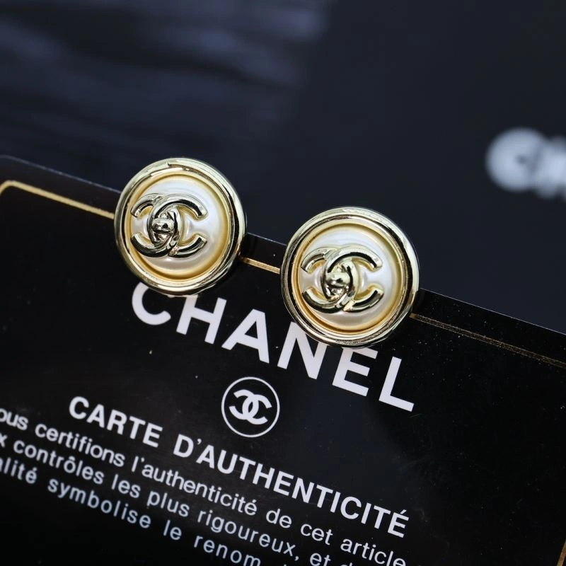 Chanel Earrings Sophisticated 228902