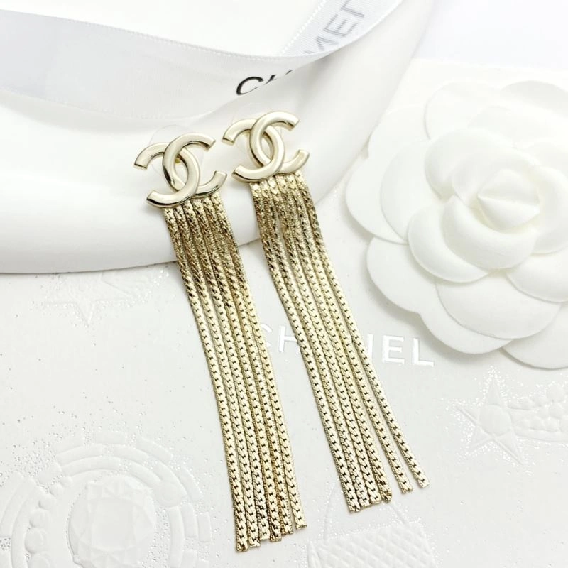 Lightweight Chanel Earrings 228897