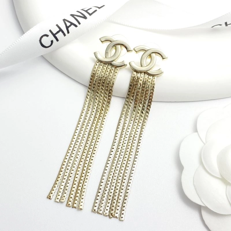 Lightweight Chanel Earrings 228897