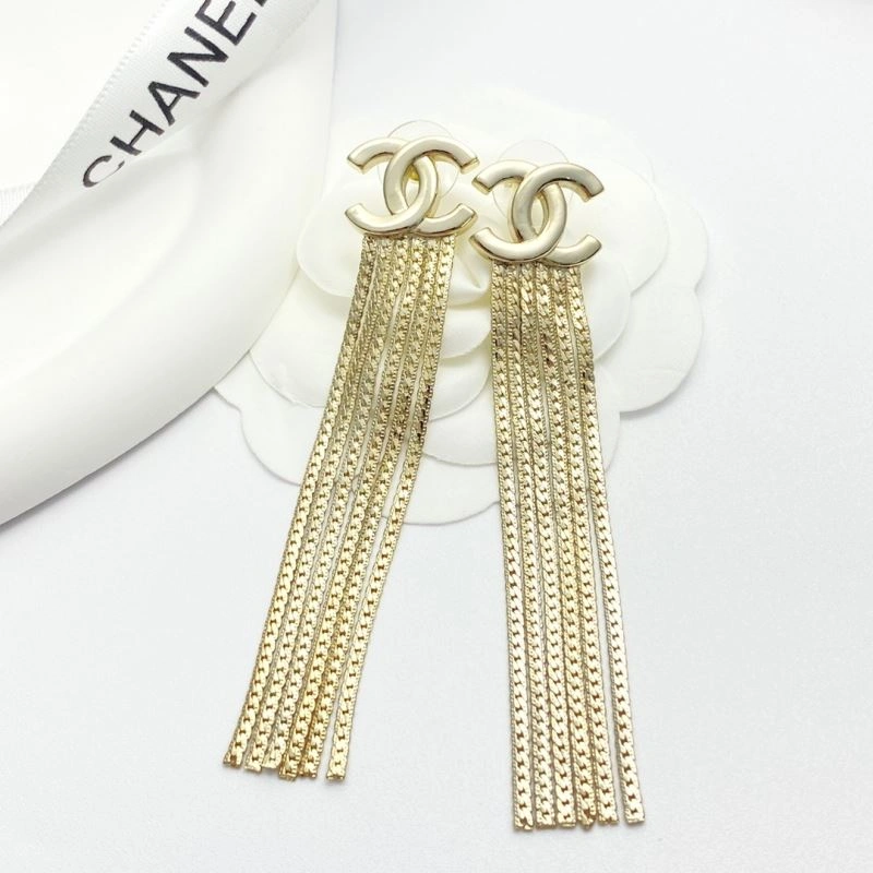 Lightweight Chanel Earrings 228897