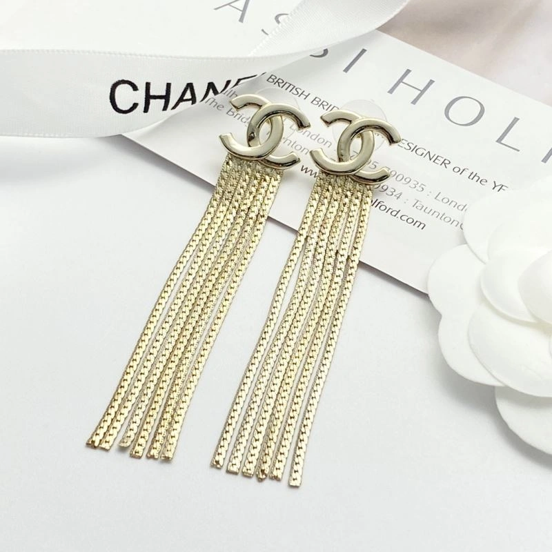 Lightweight Chanel Earrings 228897