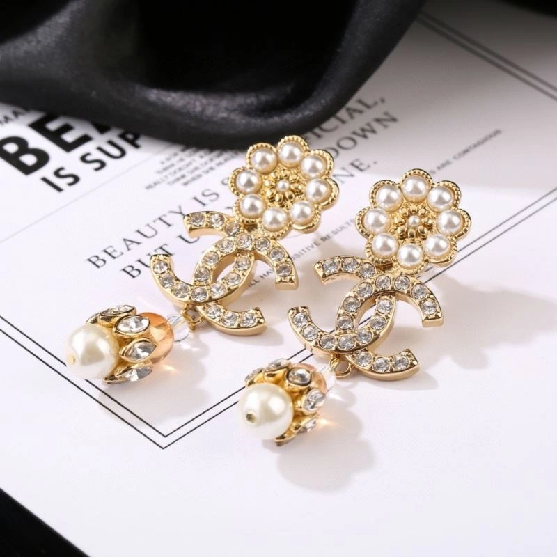 Chanel Earrings SmoothTexture 228874