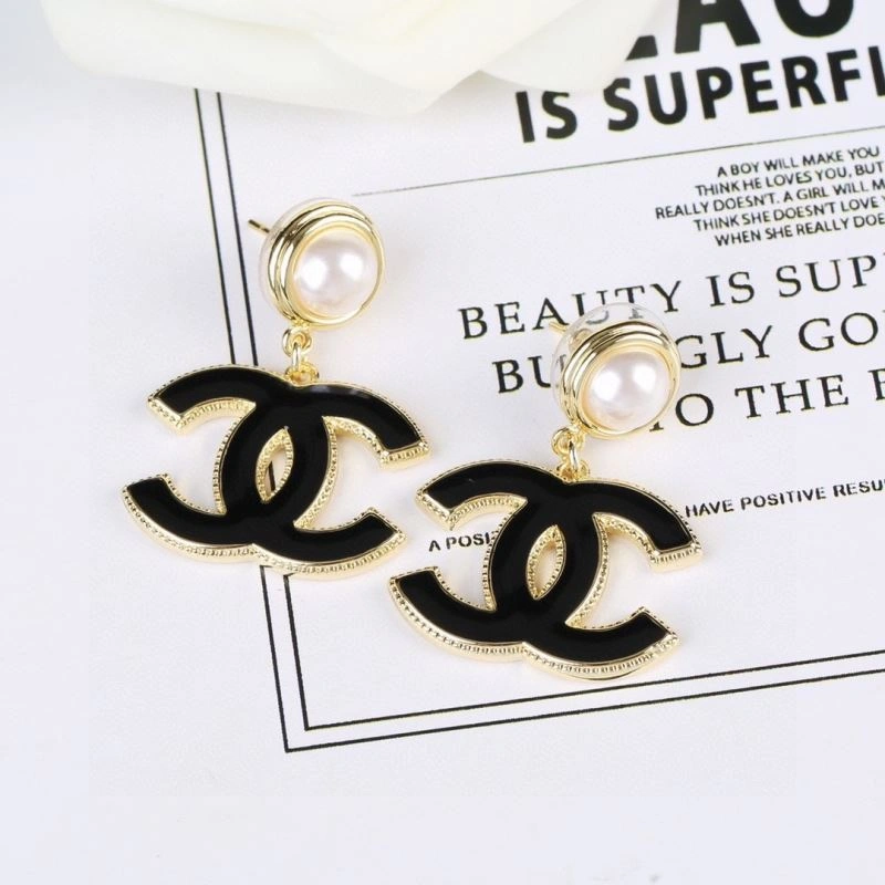 Chic Chanel Earrings 228869