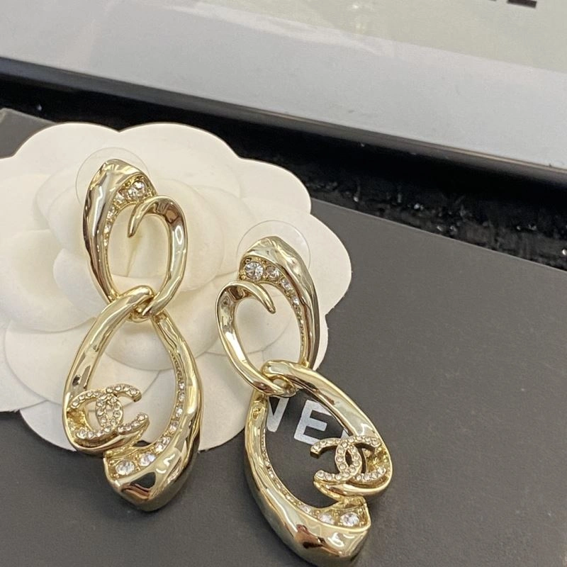 Youthful Chanel Earrings 228886