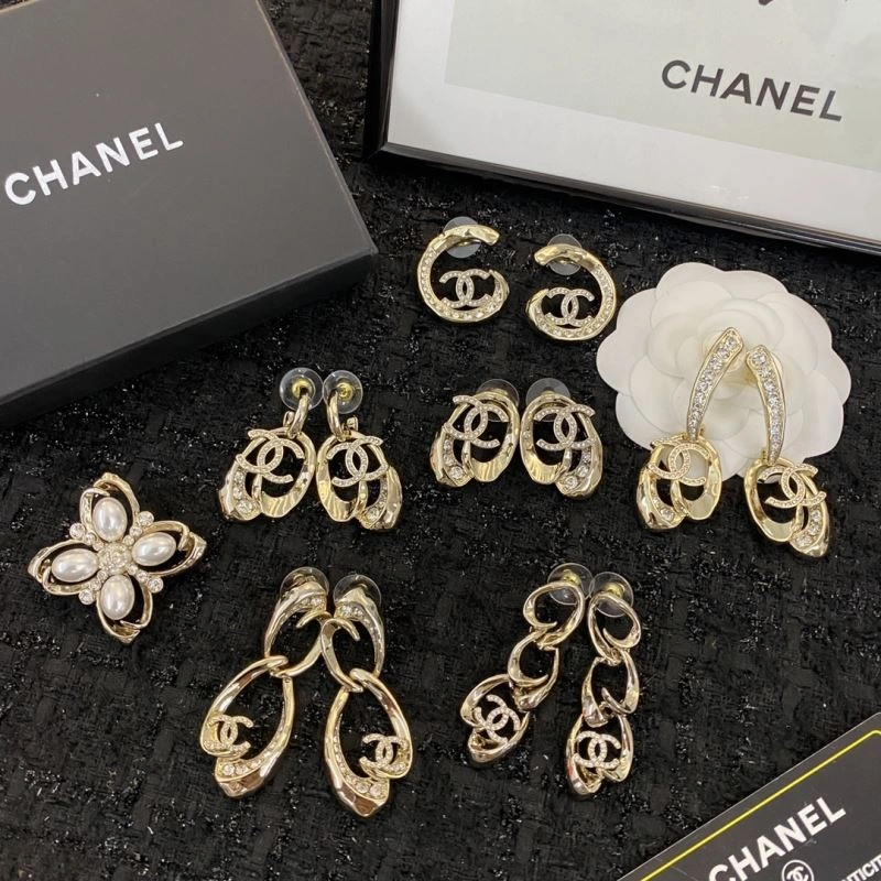 Youthful Chanel Earrings 228886