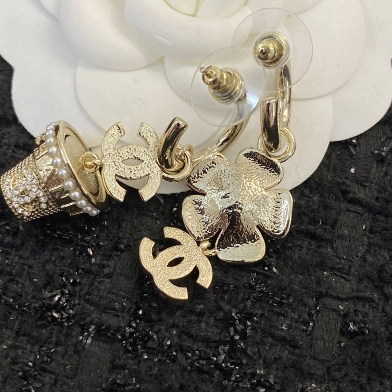 FreshLook Chanel Earrings 228884