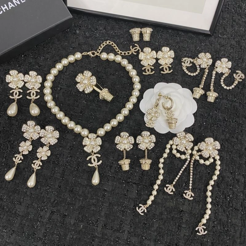 FreshLook Chanel Earrings 228884