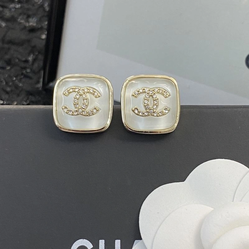 Chanel Earrings Lightweight 228856