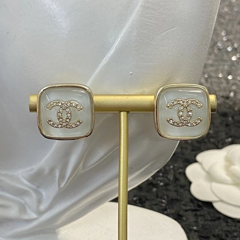 Chanel Earrings Lightweight 228856