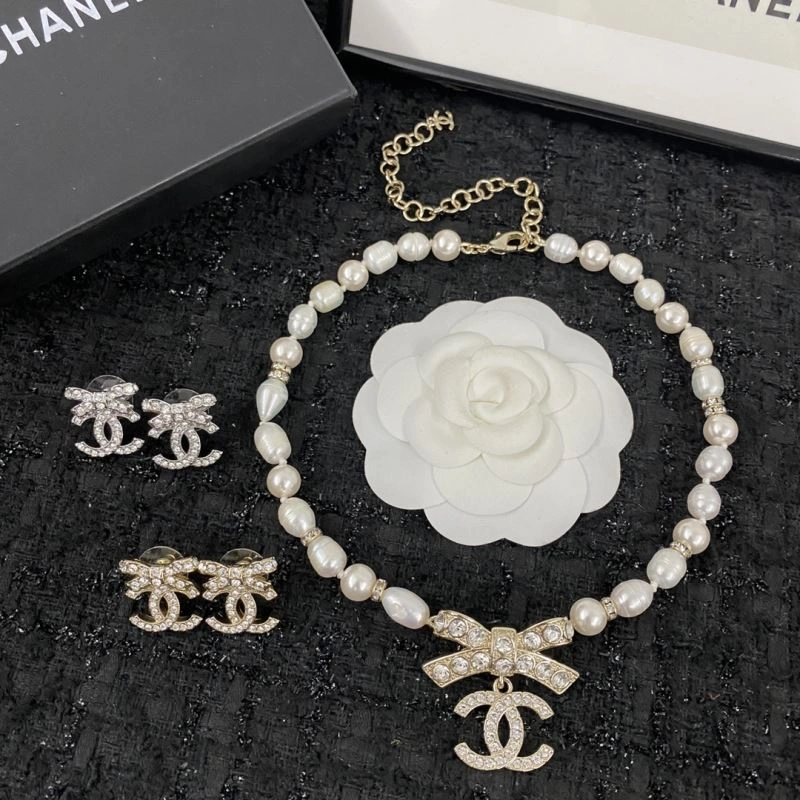 Affordable Chanel Earrings 228880