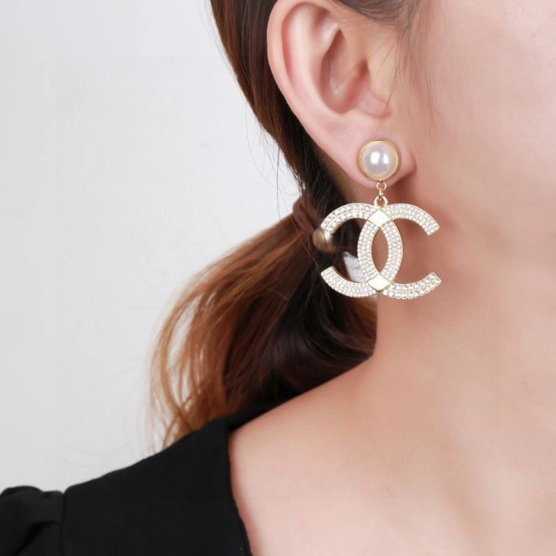 Breathable Chanel Earrings 228855