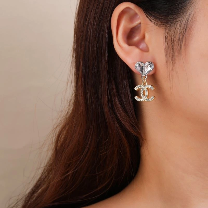 Chanel Earrings Compact 228872