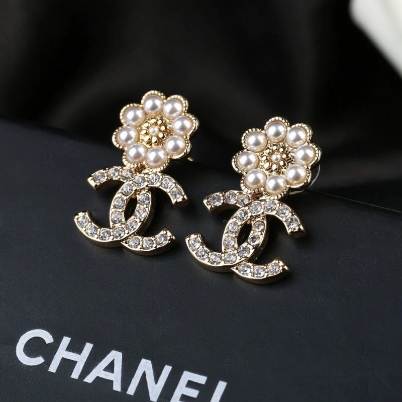 Chanel Earrings Bright 228964