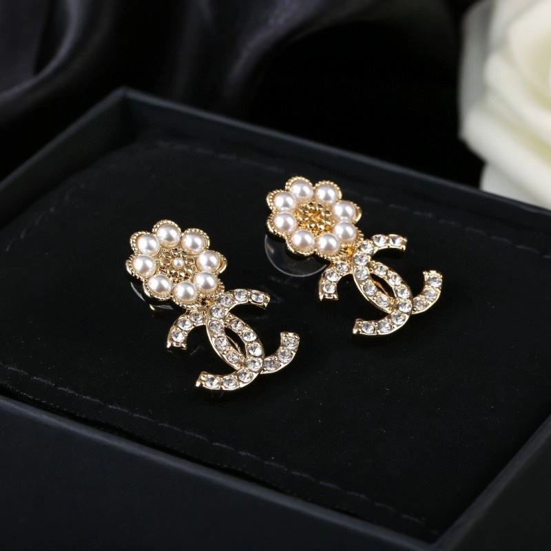 Chanel Earrings Bright 228964