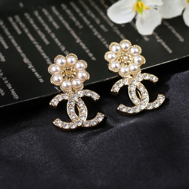Chanel Earrings Bright 228964
