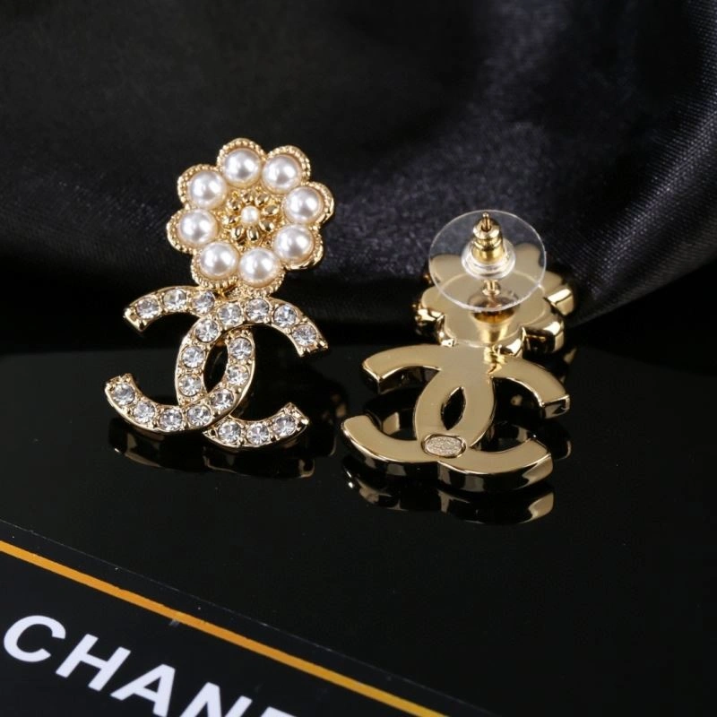 Chanel Earrings Bright 228964