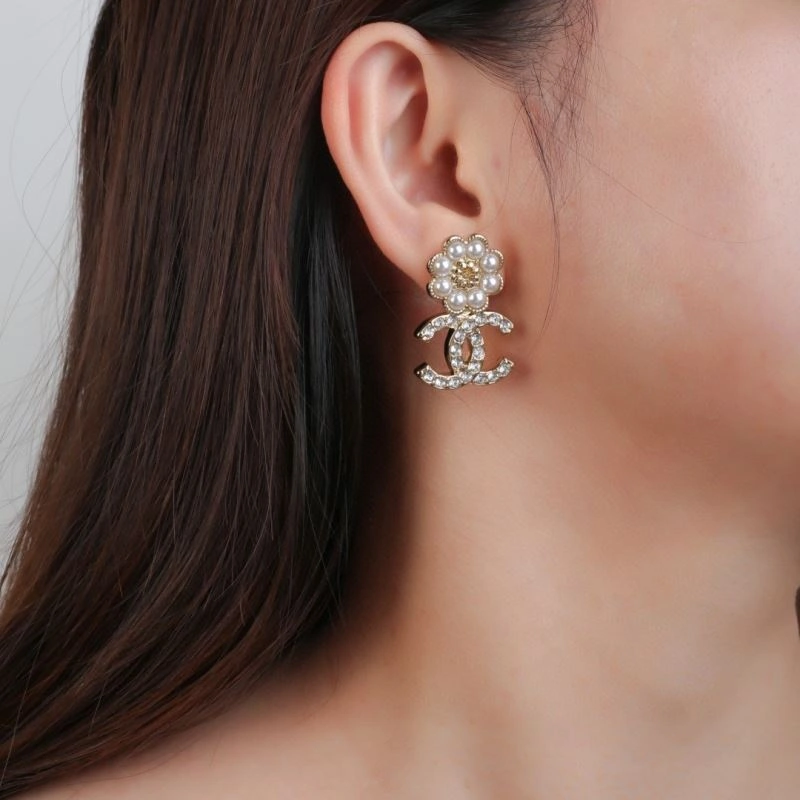 Chanel Earrings Bright 228964