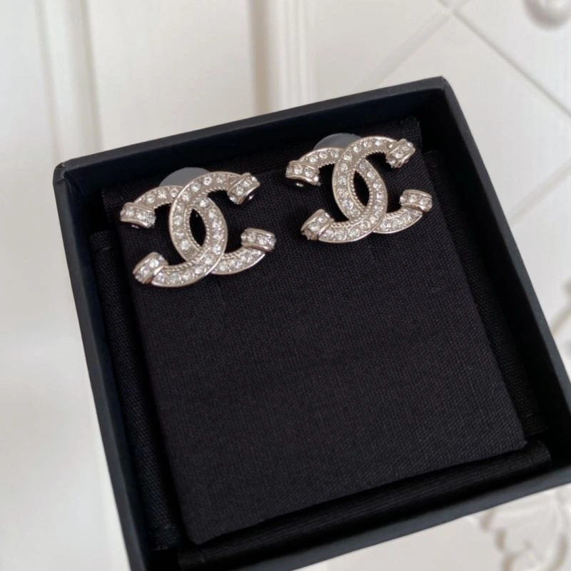 Durable Chanel Earrings 228852